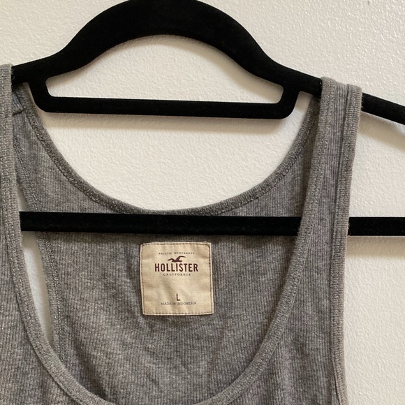 Scoop Neck Ribbed Tank - Picture 1 of 3